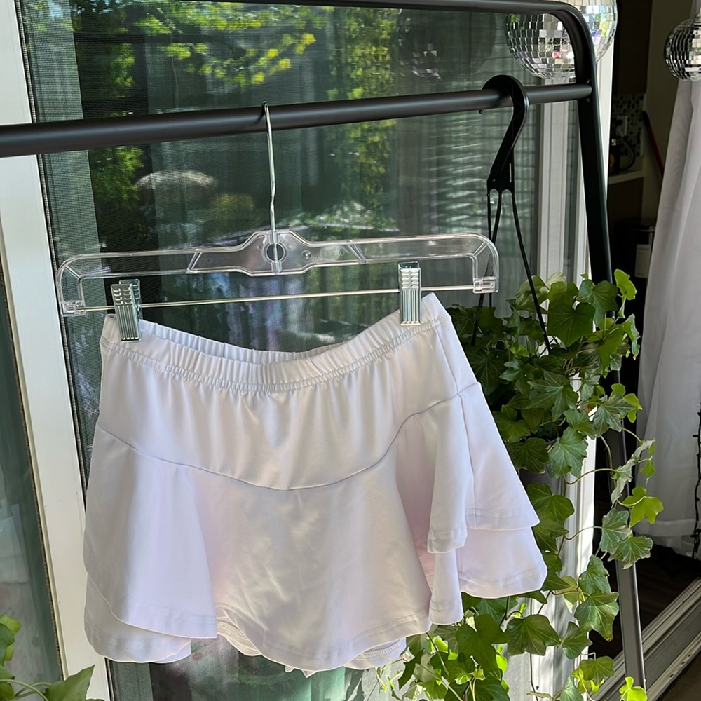 White Medium Flirty Skort 🎀